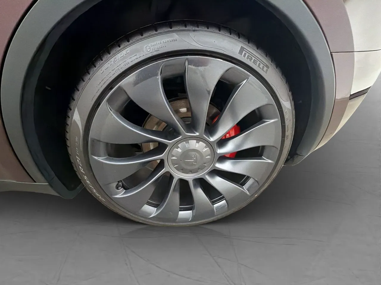 Vehicle image 33