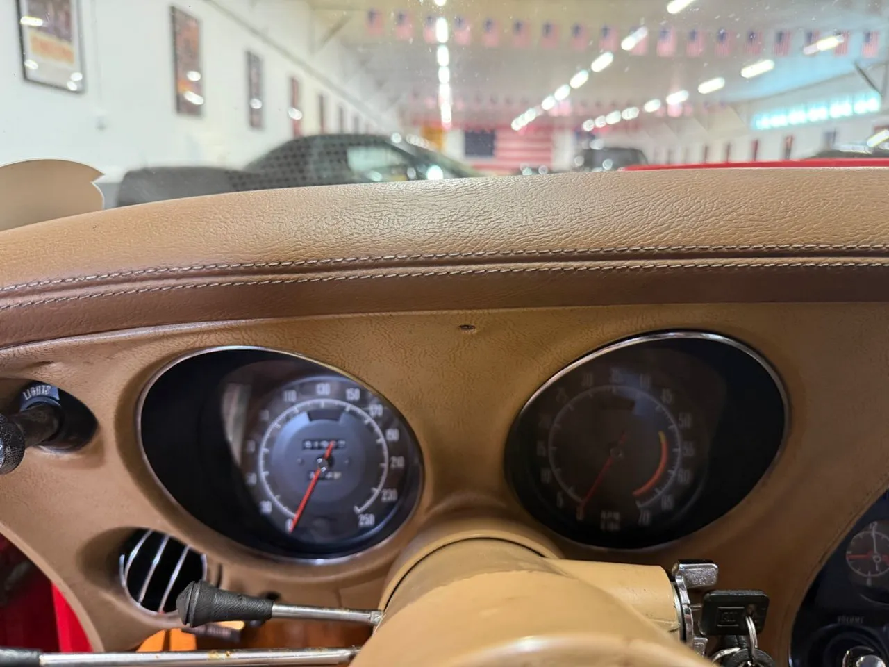 Vehicle image 21