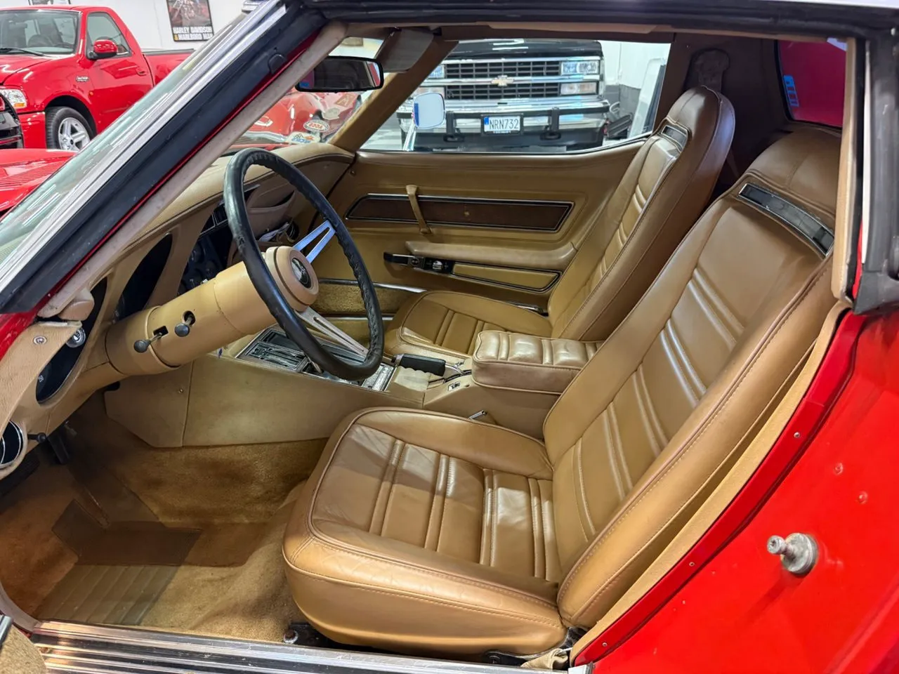 Vehicle image 19