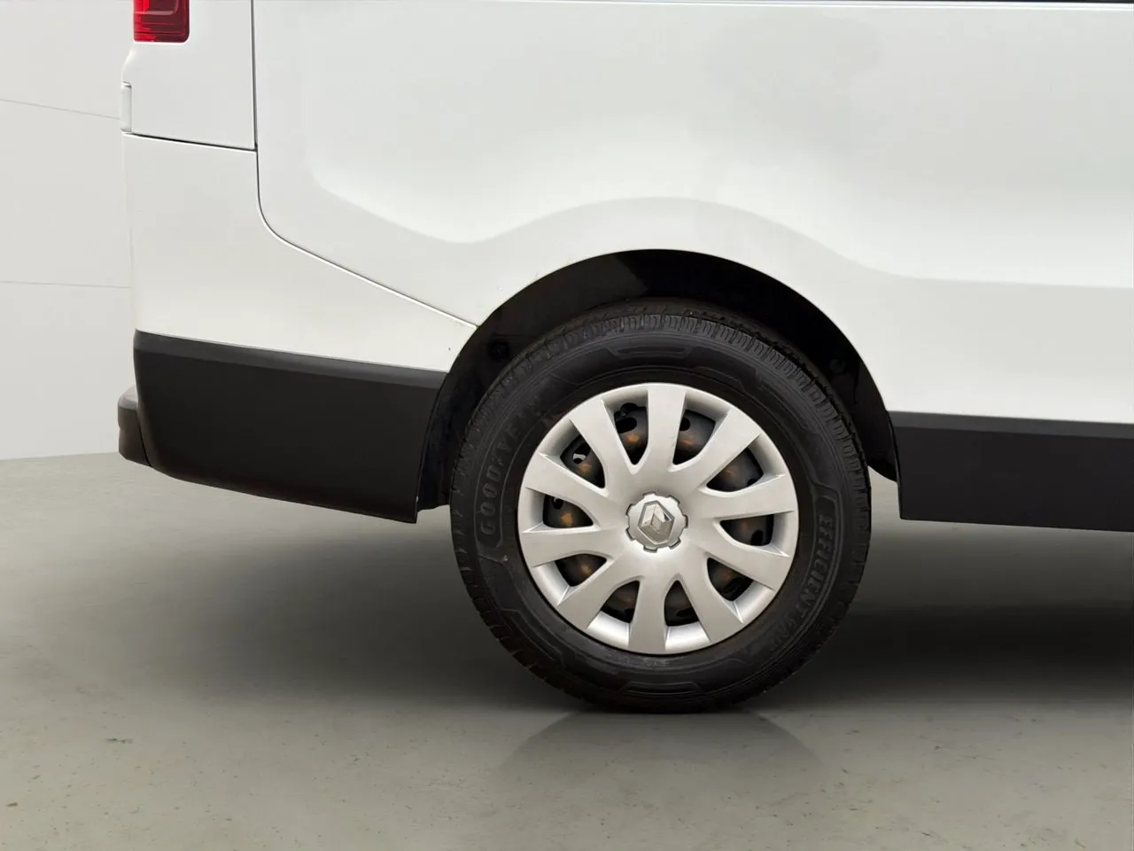 Vehicle image 31