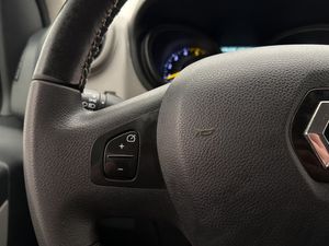 Renault Trafic bild 18