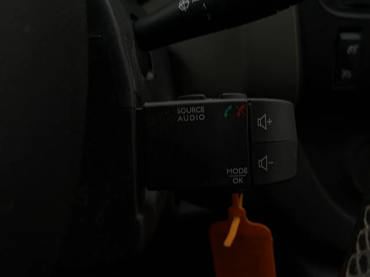 Vehicle image 20