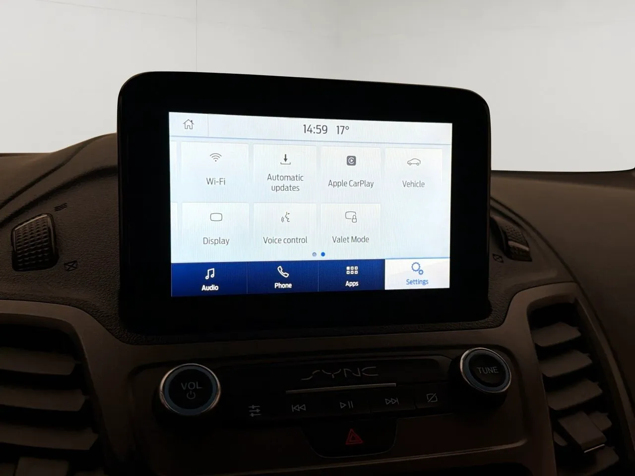 Vehicle image 21
