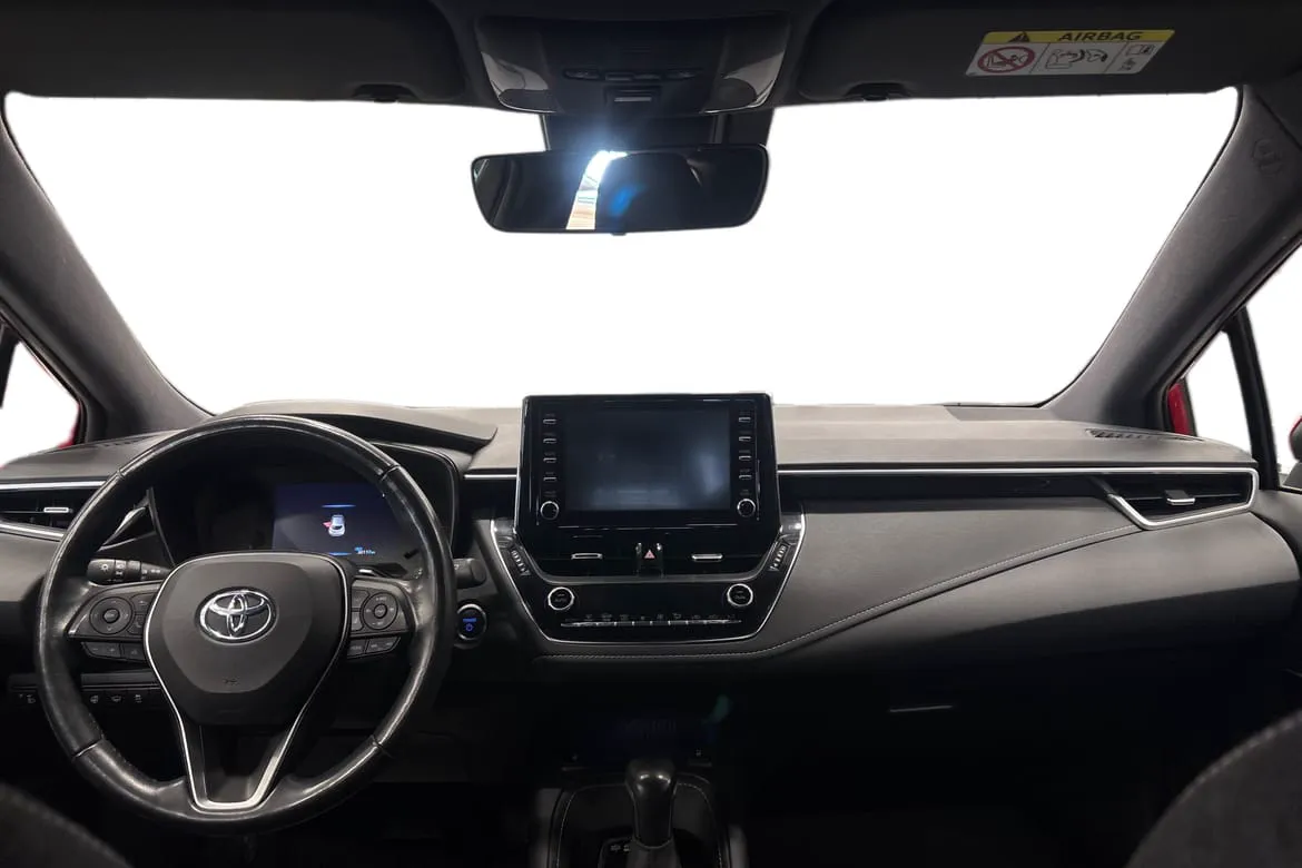 Vehicle image 8