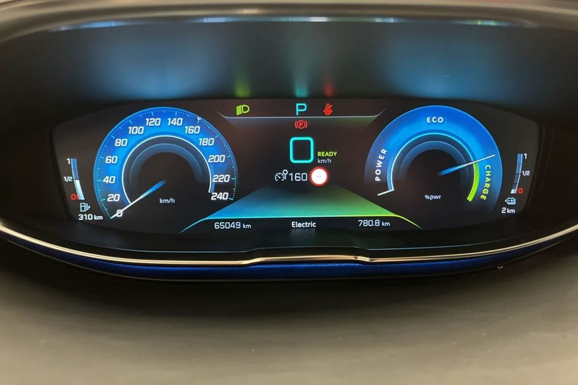 Vehicle image 11