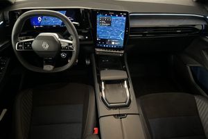 Renault Rafale bild 10