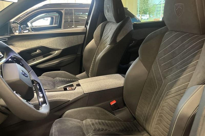 Peugeot e-5008 bild 6