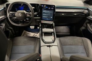 Renault Rafale bild 9