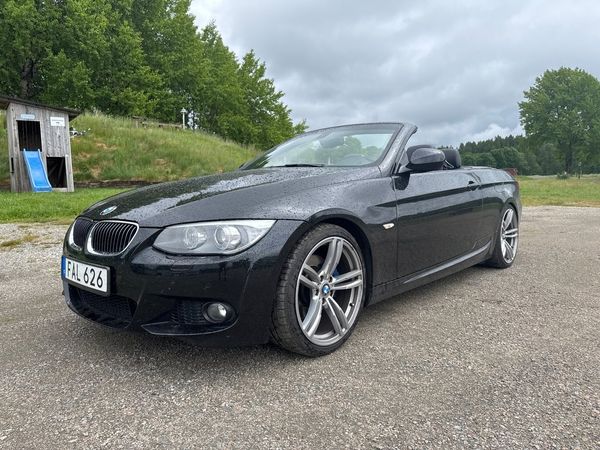 BMW 325 i Aut Cab M-Sport 19 tum Alu Euro 5 - 2013