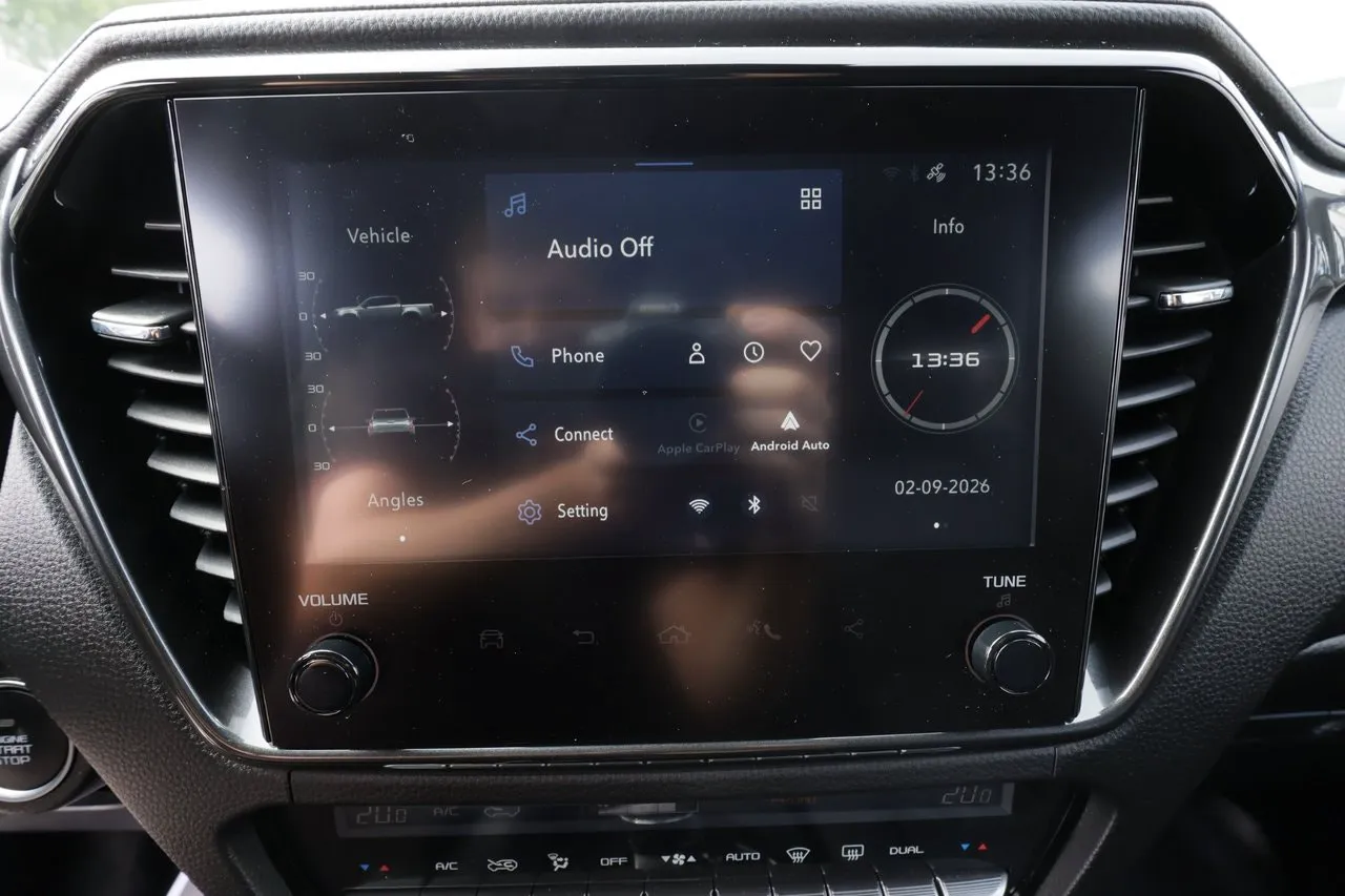 Vehicle image 22