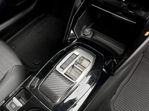 Peugeot 208 bild 11