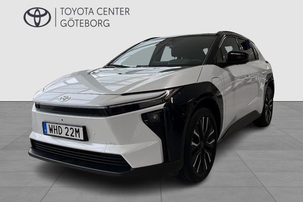 Toyota bZ4X AWD EXECUTIVE PANORAMA BITONE - 2025