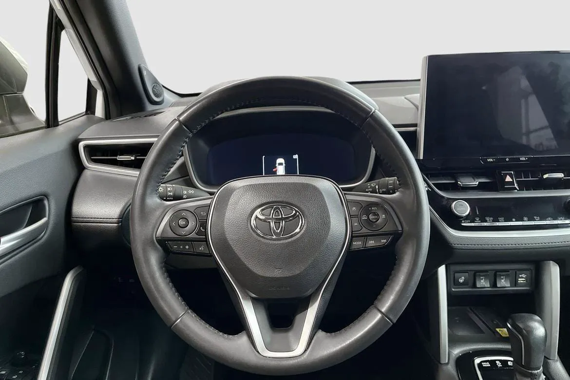 Vehicle image 11