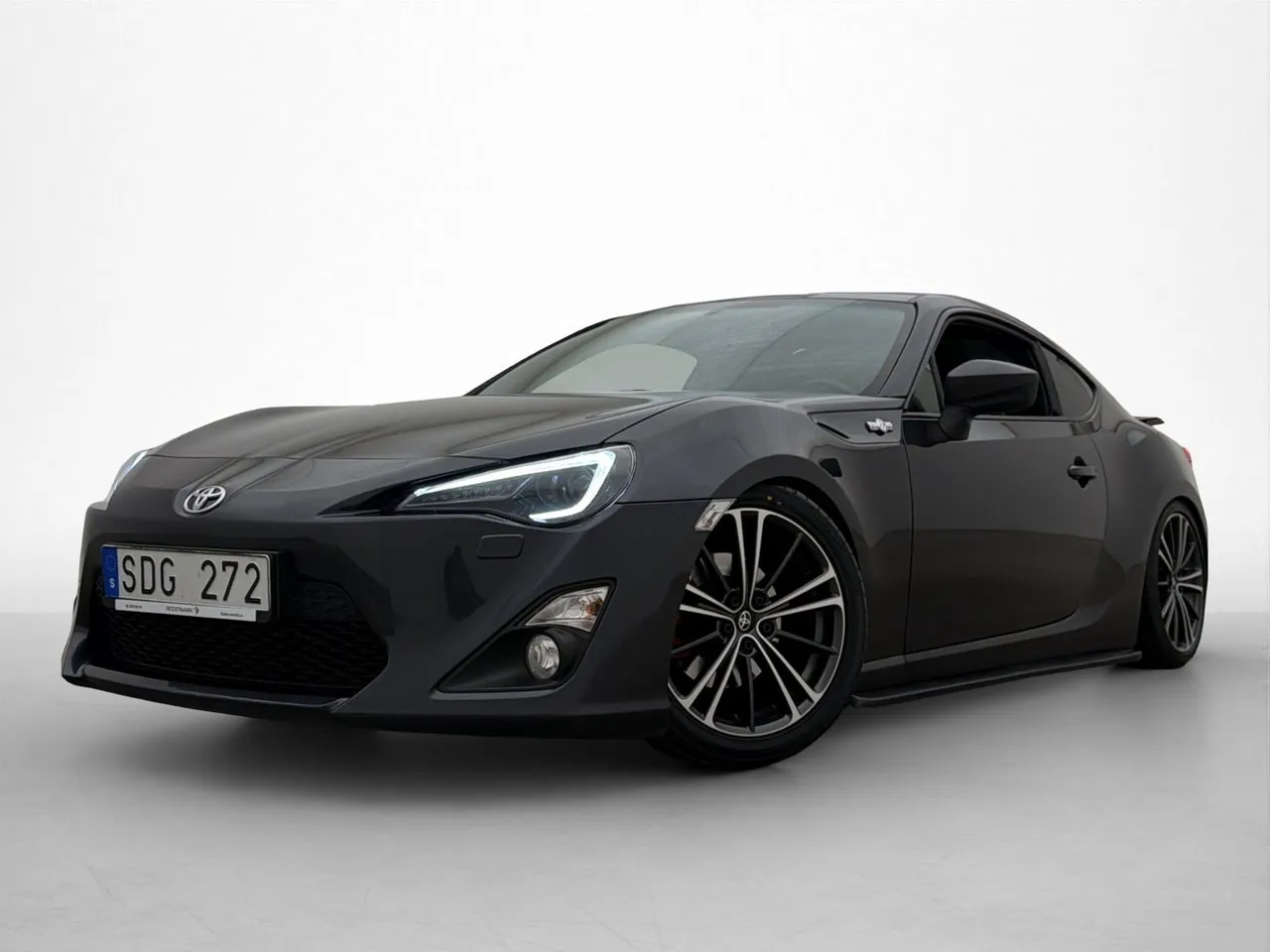 Vehicle image 9