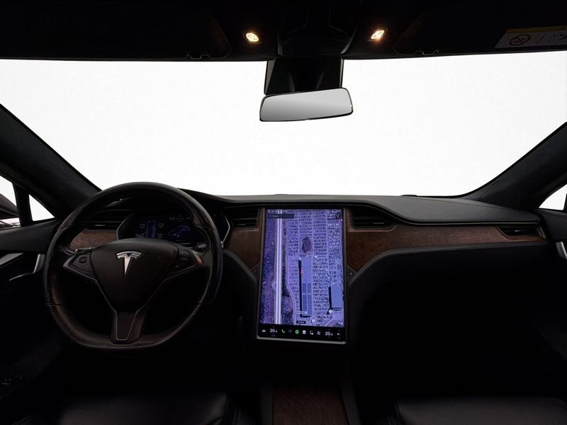 Tesla Model S bild 13