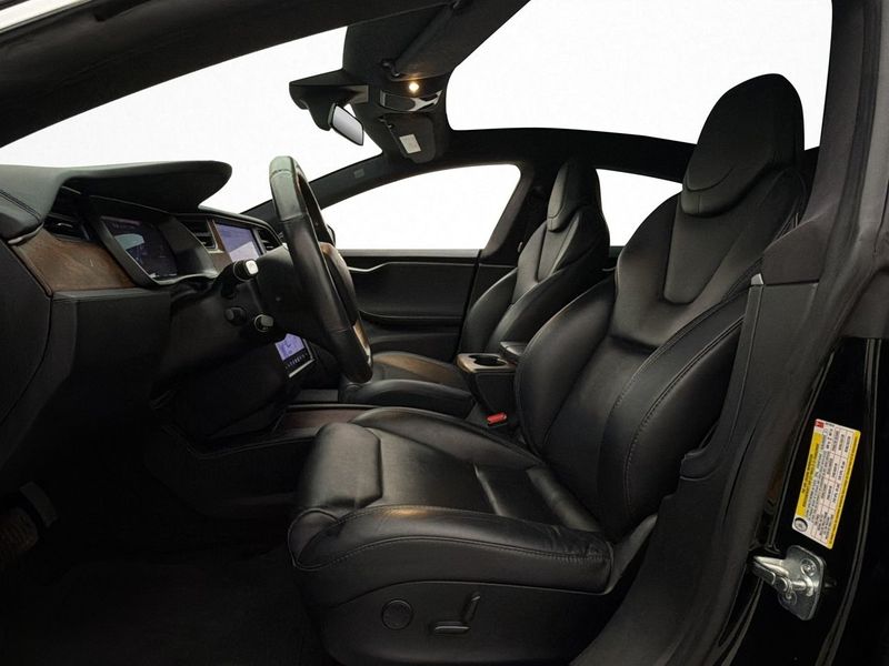 Tesla Model S bild 11
