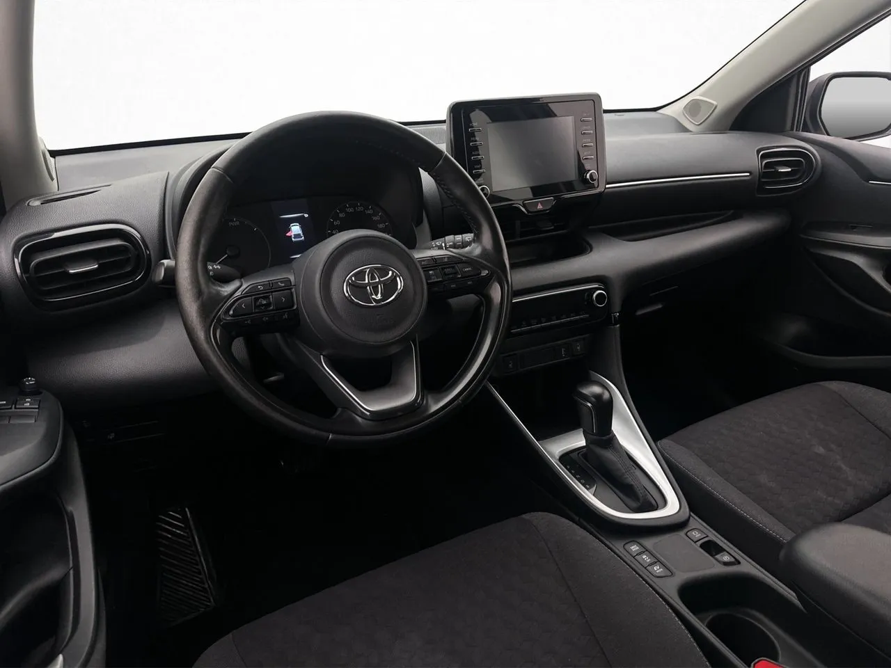 Vehicle image 10