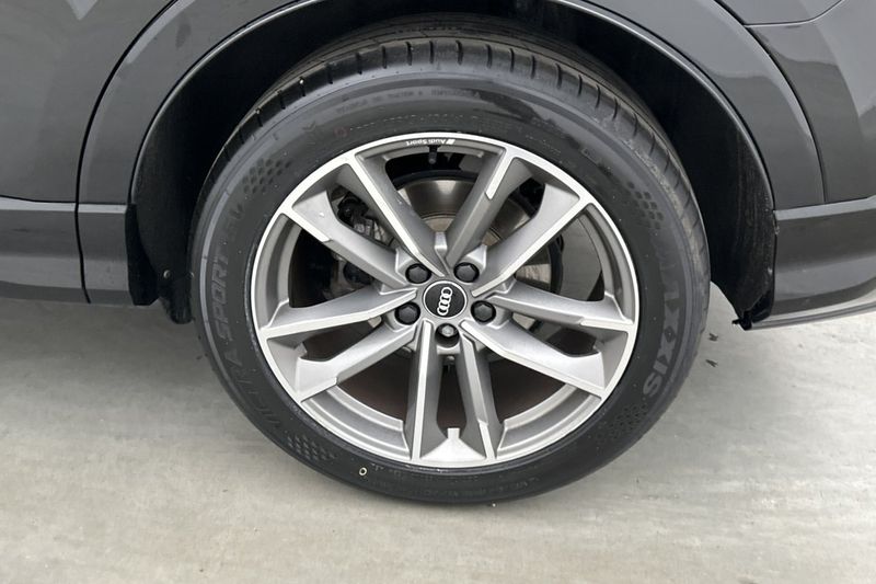 Audi Q3 bild 20