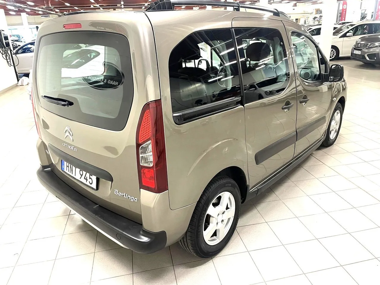 Vehicle image 2