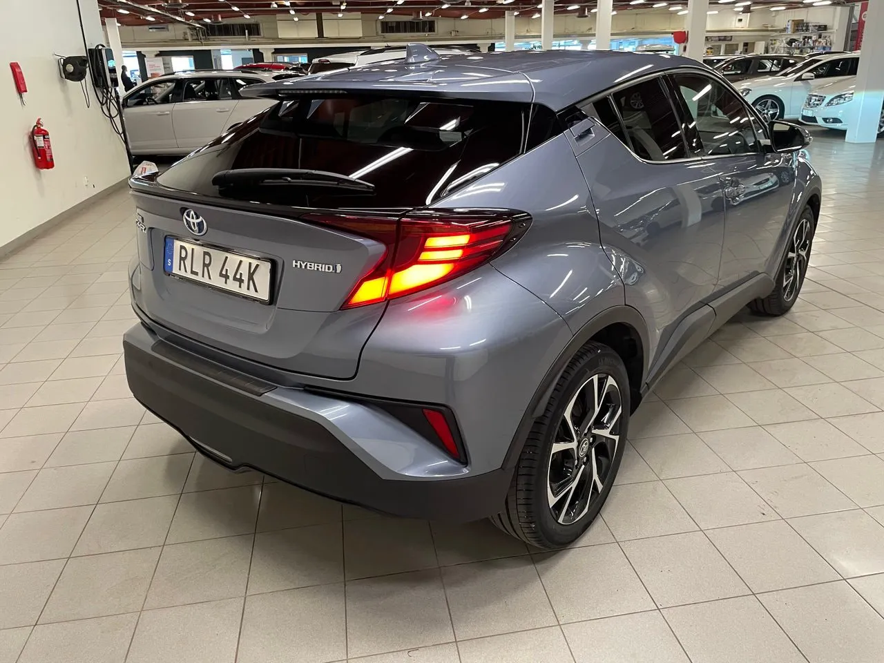 Vehicle image 3