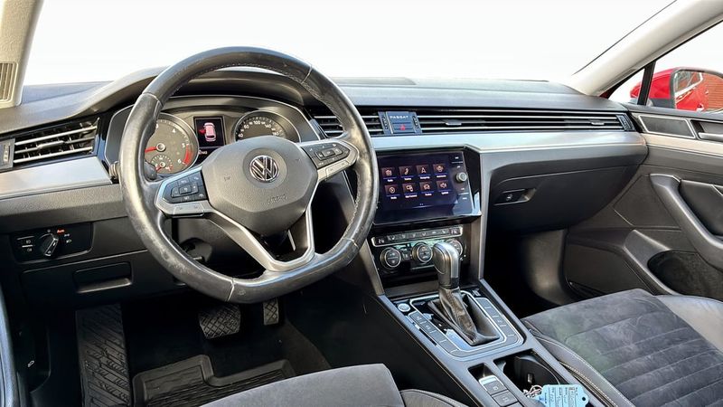 Volkswagen Passat bild 10