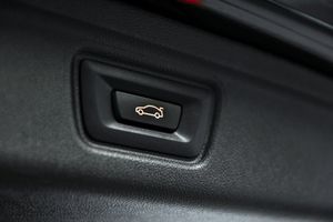 BMW 330 bild 18