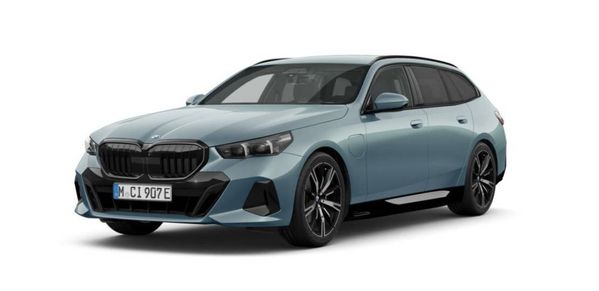 BMW 530 e xDrive Touring, 0,95% rta, fria vinterhjul t.o.m. 30/9 - 2027