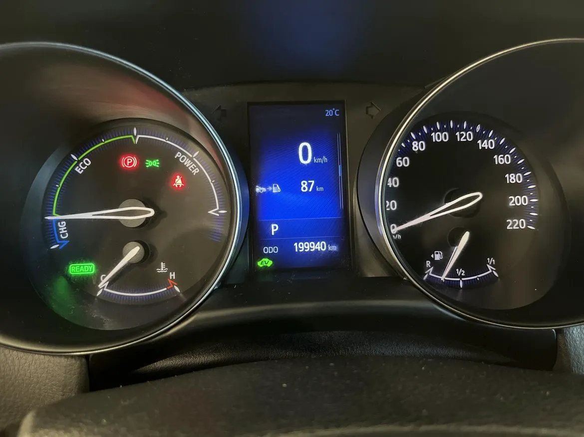Vehicle image 14