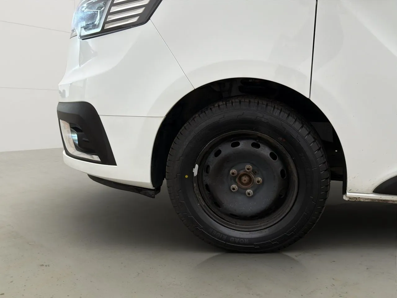 Vehicle image 31