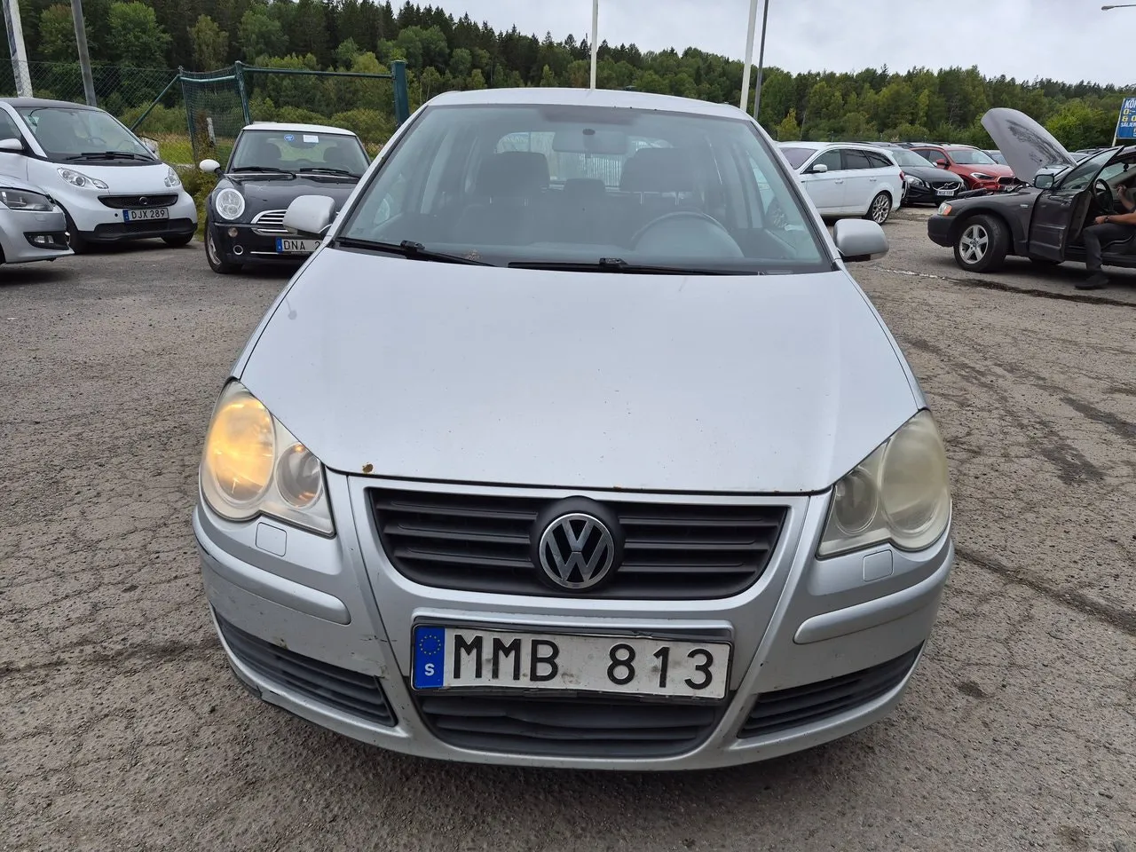 Vehicle image 17