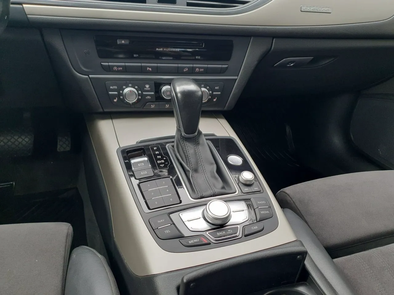Vehicle image 14