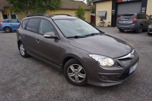 Hyundai i30 cw 1.6 CRDi Business M-värmare - 2012