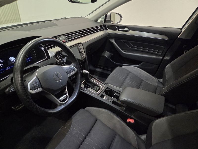 Volkswagen Passat bild 10