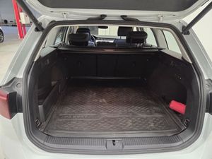 Volkswagen Passat bild 8