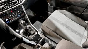 Volkswagen T-Roc bild 15