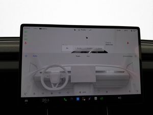 Tesla Model Y bild 27