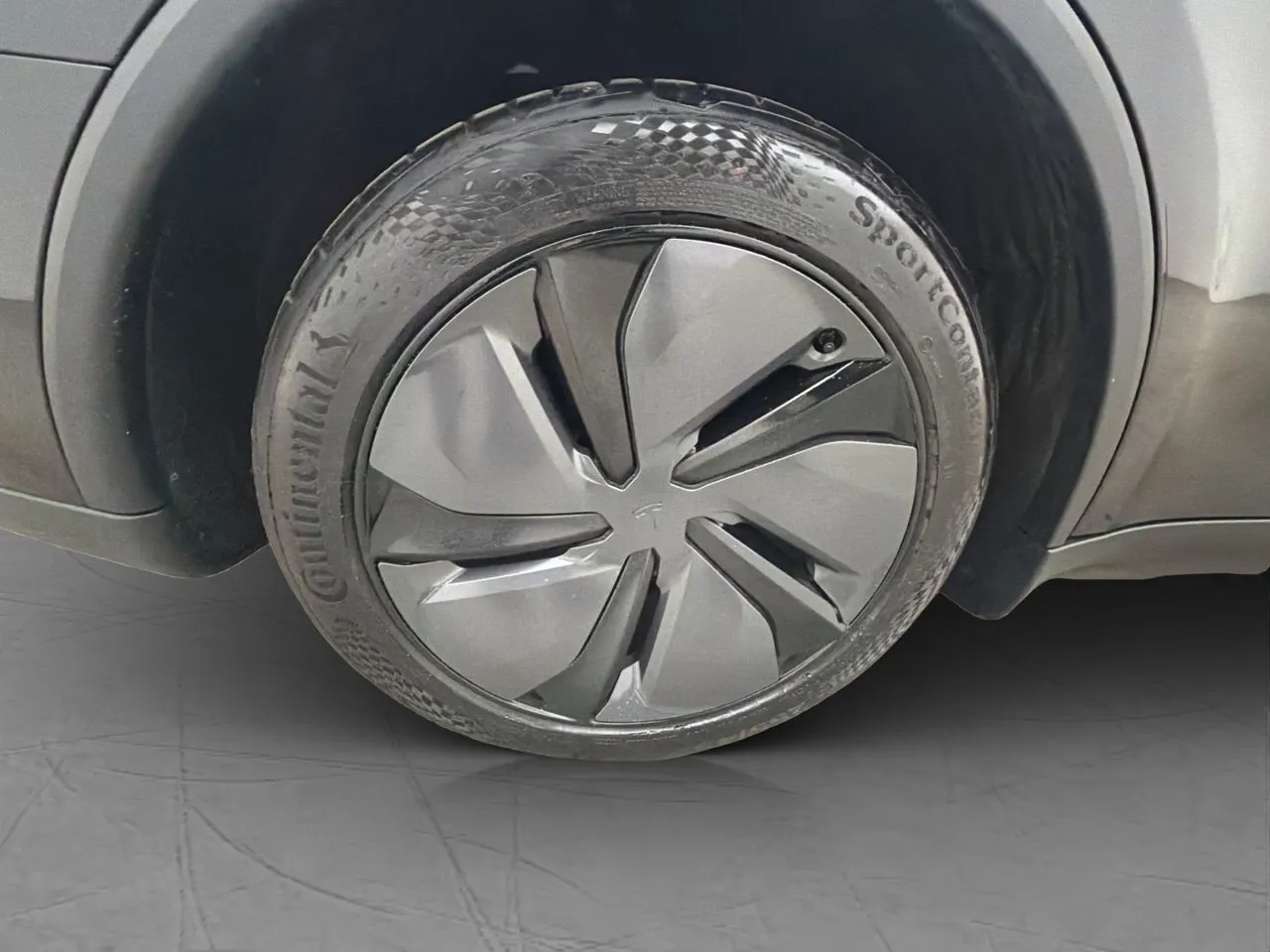 Vehicle image 31