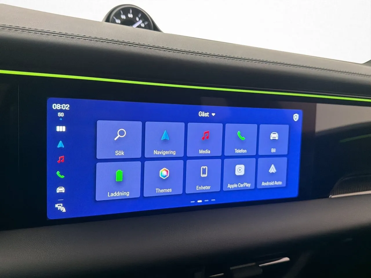Vehicle image 21