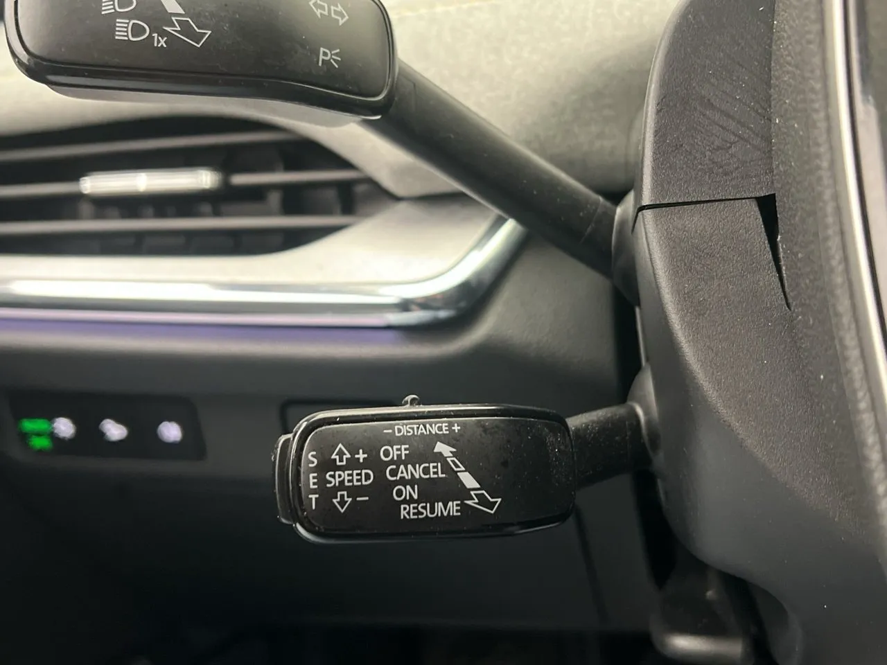 Vehicle image 34