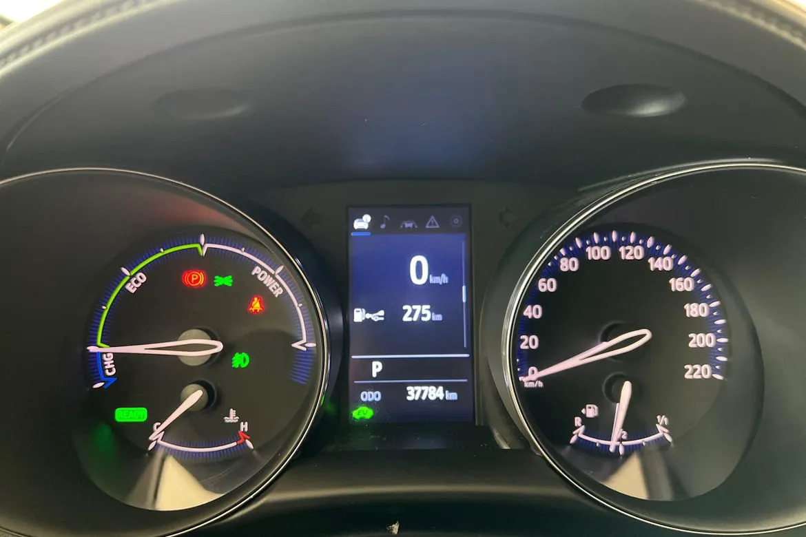 Vehicle image 15