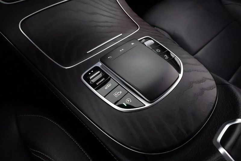 Mercedes E220 bild 24