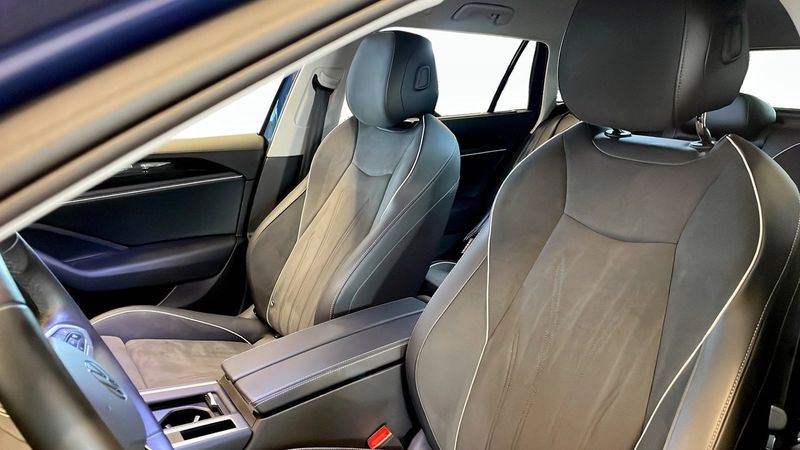 Volkswagen Passat bild 8