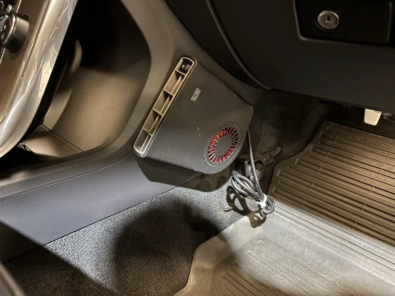 Vehicle image 21