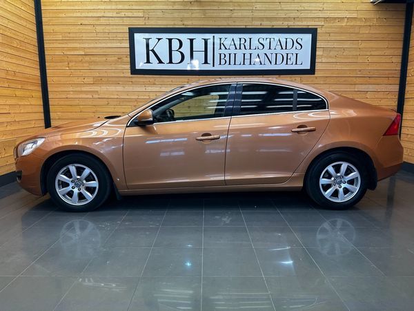 Volvo S60 D5 Momentum Euro 5 - 2011