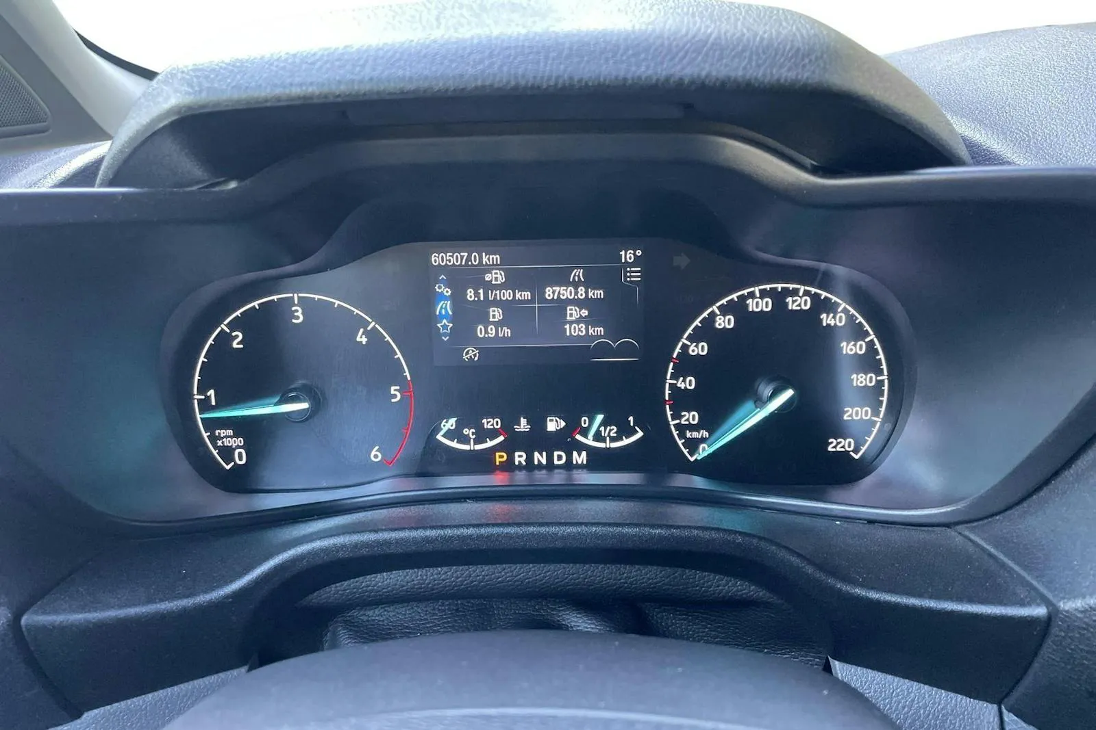 Vehicle image 9