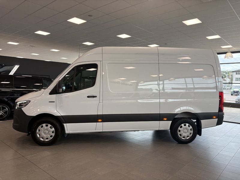 Mercedes Sprinter bild 2