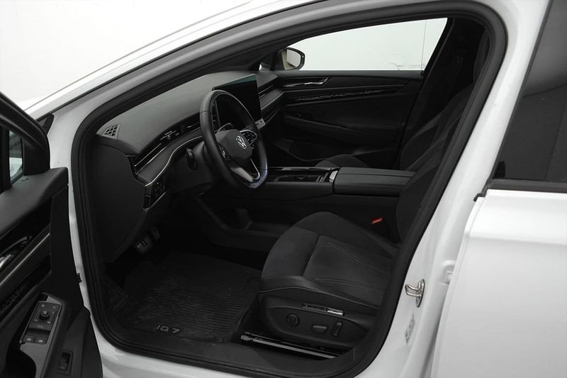 Volkswagen ID.7 bild 24
