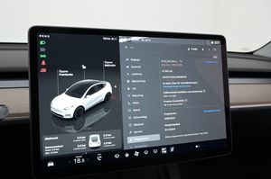 Tesla Model Y bild 9