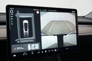 Tesla Model Y bild 15