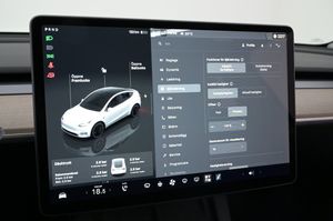 Tesla Model Y bild 10